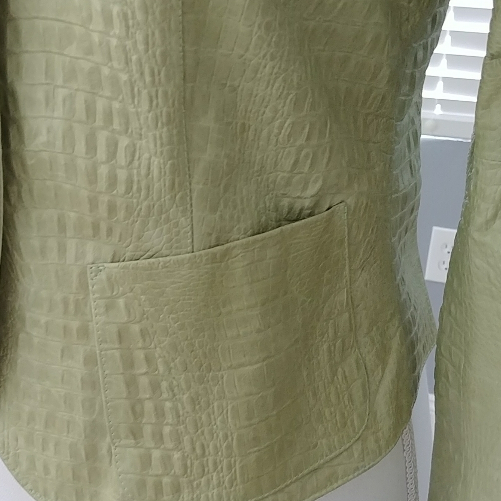 Jacket - Picture 5 of 11